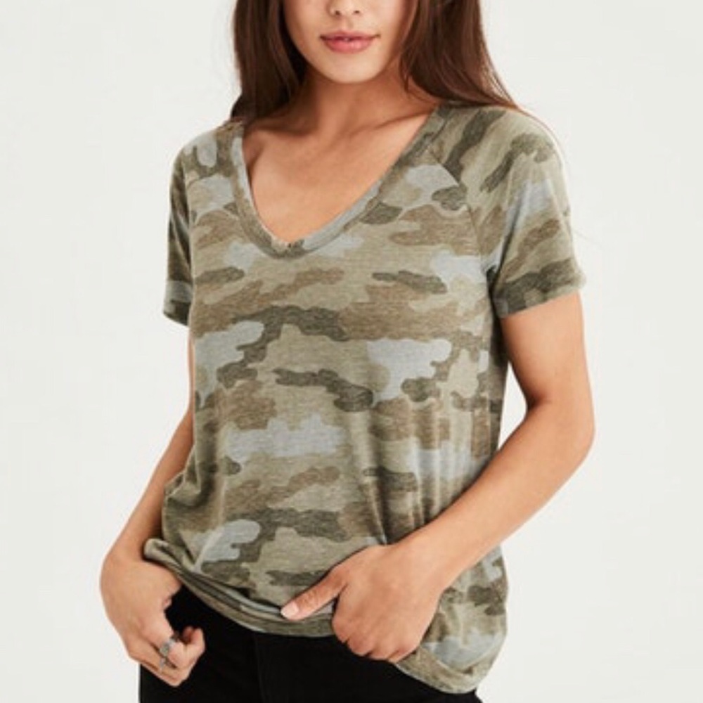 American Eagle Camo shirt